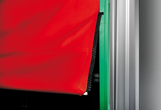 Cửa cửa nhanh PVC chống nước Tốc độ cao 35 đến 65 độ C Trung Quốc Sửa hàng sạch Pvc vải cửa lăn nhanh