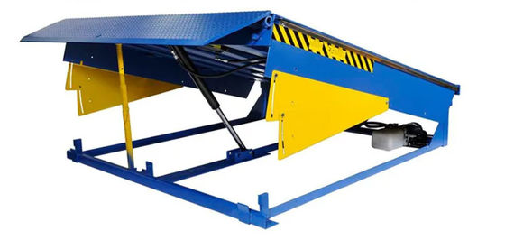 Độ dài môi có thể tùy chỉnh Hydraulic Dock Leveler On Site Foot Pedal Controls
