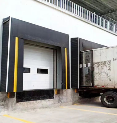 Chỗ trú ẩn bến tàu chở hàng công nghiệp có độ bền Gần bảo trì Chất liệu chống mòn Chỗ trú ẩn cơ khí có thể kéo ra