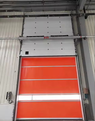 Thép cách điện cửa phần với cách điện polyurethane bọt và tùy chỉnh màu sắc công nghiệp tự động Overhead
