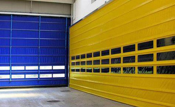 An toàn cách nhiệt cửa cuộn nhanh với an toàn và độ bền bán hàng toàn phần Dễ lắp đặt PVC Không bảo trì