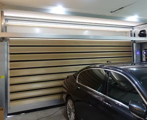 PLC Kiểm soát tốc độ Spiral Door hợp kim nhôm Xây dựng 0,8m / s Tốc độ mở Metal Industrial Roll Up Door