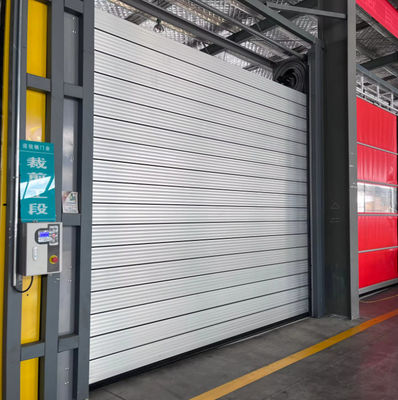 0.8m / s Aluminium hợp kim tốc độ cửa xoắn ốc với 220V / 50HZ nguồn cung cấp năng lượng nhôm kim loại Autom Shutter nhanh