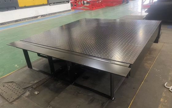 Đơn vị hóa điện thủy lực Loading Dock Leveler với dây chuyền an toàn và điều khiển nút đẩy