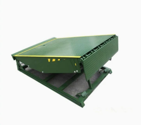 Máy ngang hàng bến tàu cơ khí Độ cao tùy chỉnh 10000-20000 Pounds Capacity Fixed Boarding Bridge
