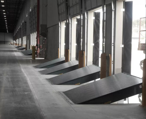 Tăng cường an toàn Mechanical Loading Dock Leveler với môi có thể tùy chỉnh