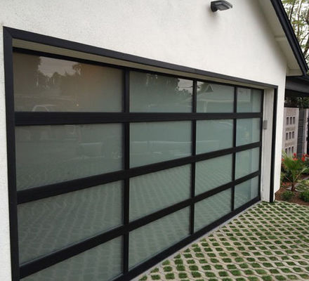 Hướng tay hoặc tự động Độ kín nước lớp 3 cửa nhà để xe kính xuyên suốt với cách điện tuyệt vời