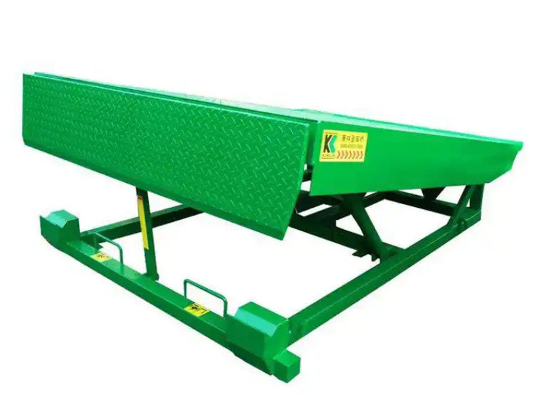 Đường cắm tải bằng động cơ thủy lực cố định với chiều cao sàn và kích thước nền tảng có thể tùy chỉnh