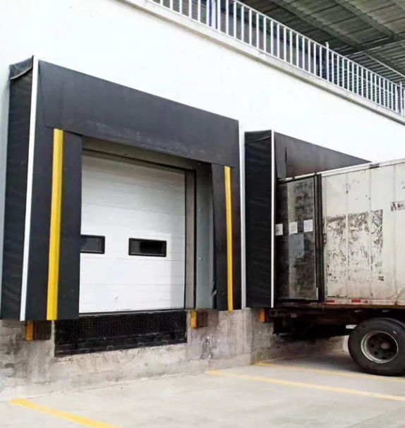 Chỗ trú ẩn bến tàu chở hàng công nghiệp có độ bền Gần bảo trì Chất liệu chống mòn Chỗ trú ẩn cơ khí có thể kéo ra