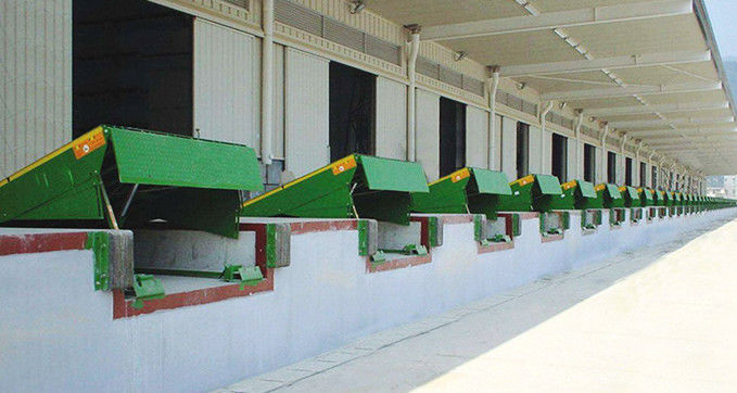 15000 Pounds Điện Loading Dock Leveler Với chuỗi an toàn / Trên trang web lắp đặt bán buôn giá rẻ Dock Leveler 6ton