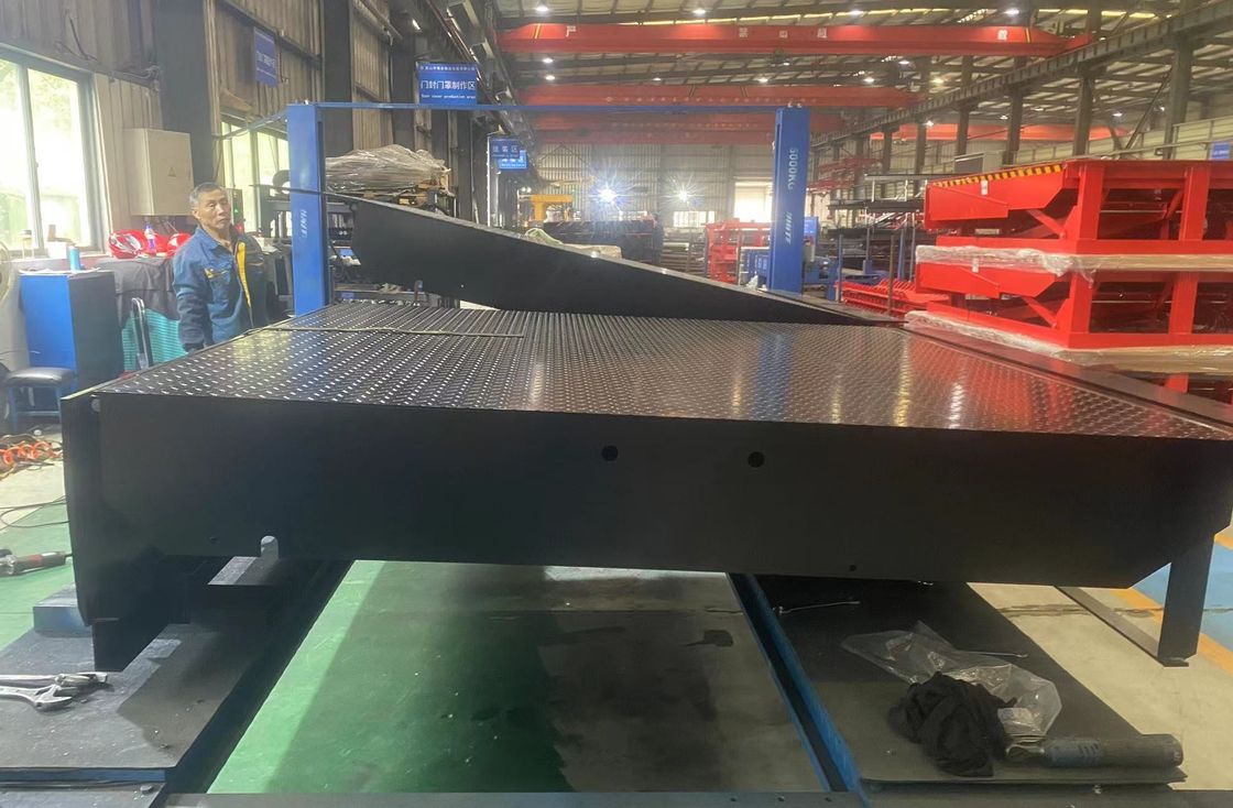Smart Loading Dock Leveler với độ dài môi có thể tùy chỉnh và các tính năng an toàn Container Loading Platform Mechanical