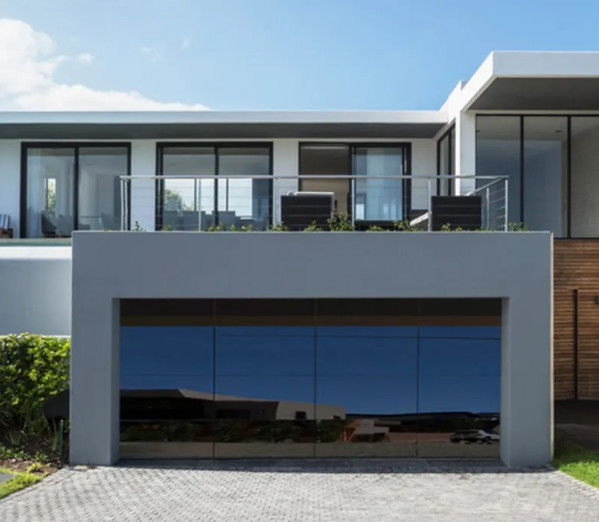 Kháng nước lớp 3 cửa nhà để xe kính trong suốt phần cho nhà ở hiệu suất thủ công hoặc tự động