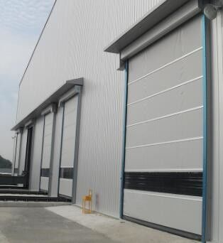 Cửa cuốn nhanh công nghiệp Cửa trập tự động bằng thép không gỉ PVC 1,2mm Nhiệt độ sử dụng -30 ° C- + 70 ° C